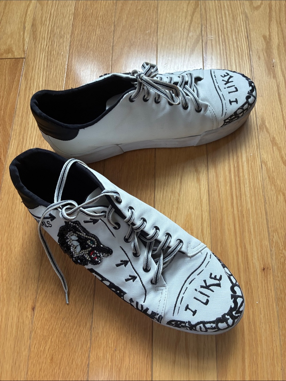 Animal White and Black Canvas Sneakers with Graphic Detailing - Picture 3 of 8
